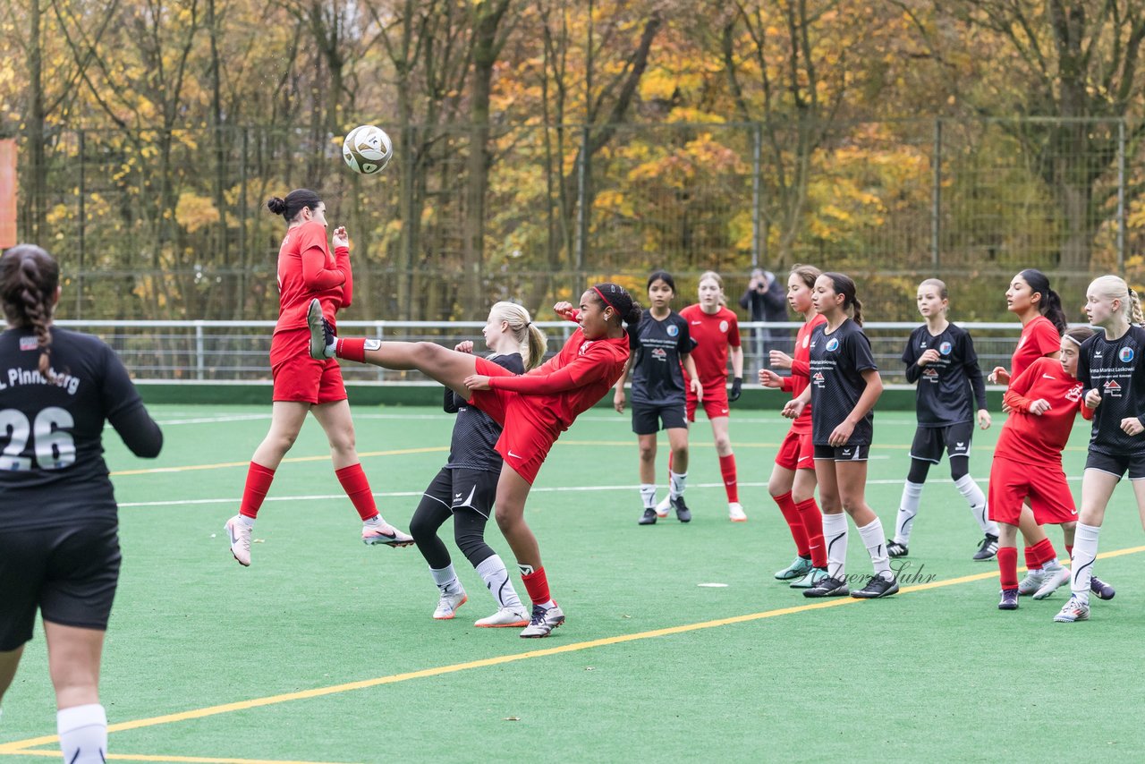Bild 167 - wCJ VfL Pinneberg - Eimsbuettler TV : Ergebnis: 0:3